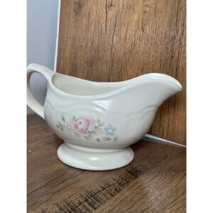 1 Gravy Boat Pfaltzgraff Tea Rose Pink White with pink & Blue Flowers